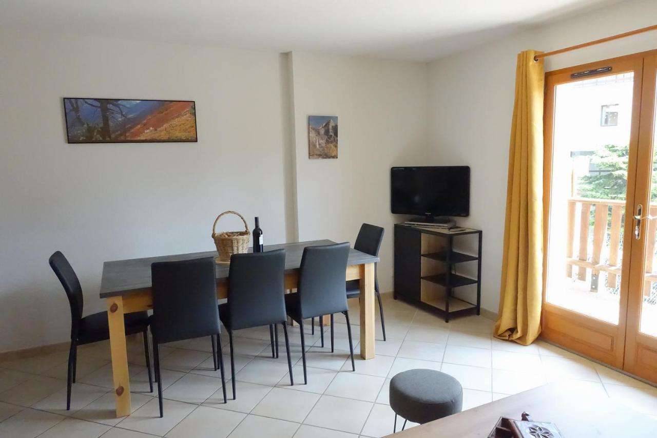 T3 Au Plan D'Eau D'Embrun Avec Garage Et Terrasse Apartment Екстериор снимка