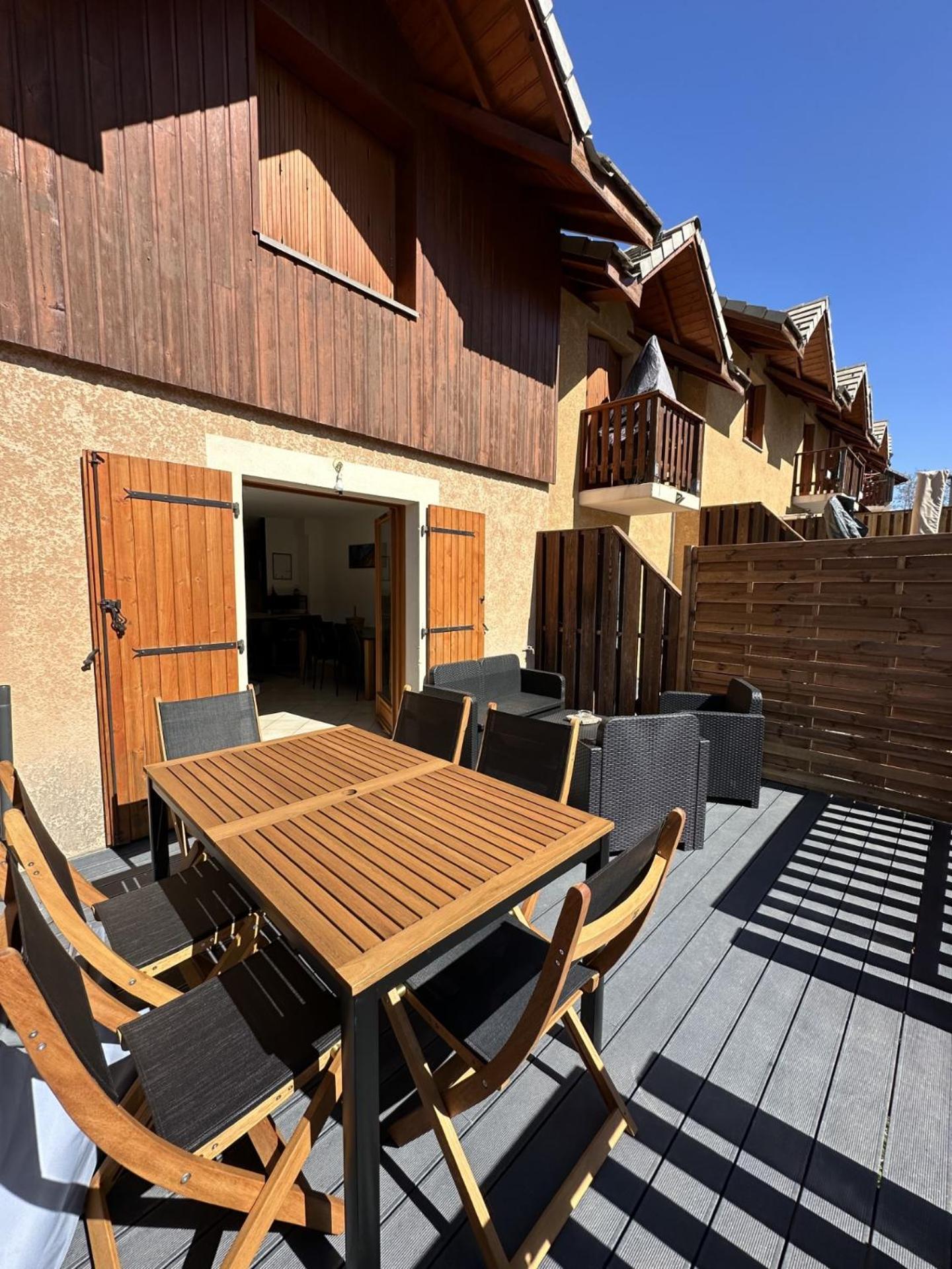 T3 Au Plan D'Eau D'Embrun Avec Garage Et Terrasse Apartment Екстериор снимка